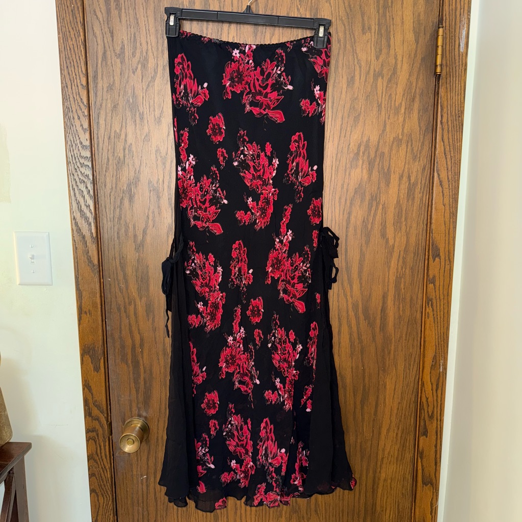 3 For $15 Beaded Floral Black And Red Maxi Skirt Whimsigoth